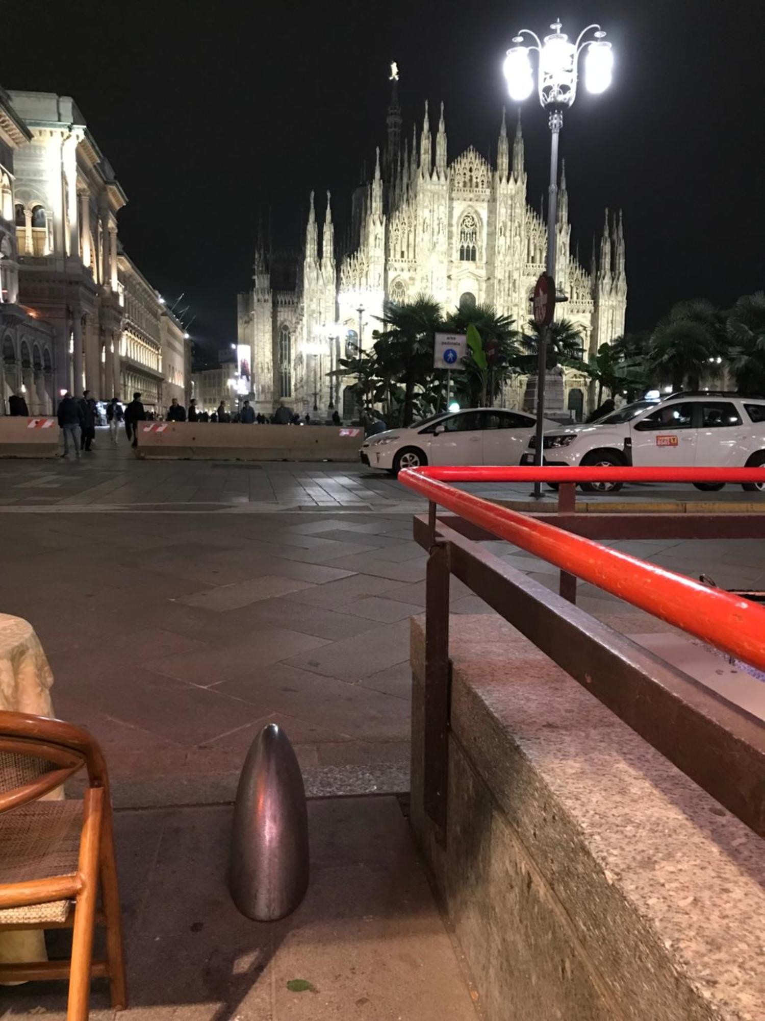 Free 30 Minutes Preemptive Cognitive Disconnect Therapy Price Location Real Duomo Palace Mini Suite Milano Exterior foto
