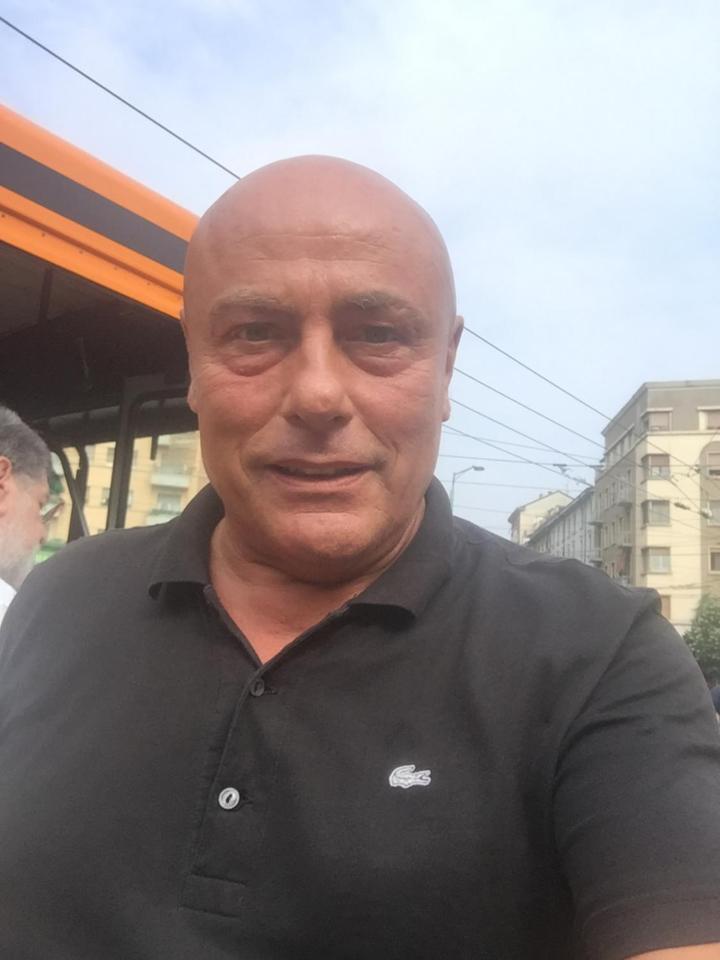 Free 30 Minutes Preemptive Cognitive Disconnect Therapy Price Location Real Duomo Palace Mini Suite Milano Exterior foto